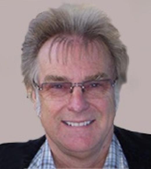 Earl Carstens